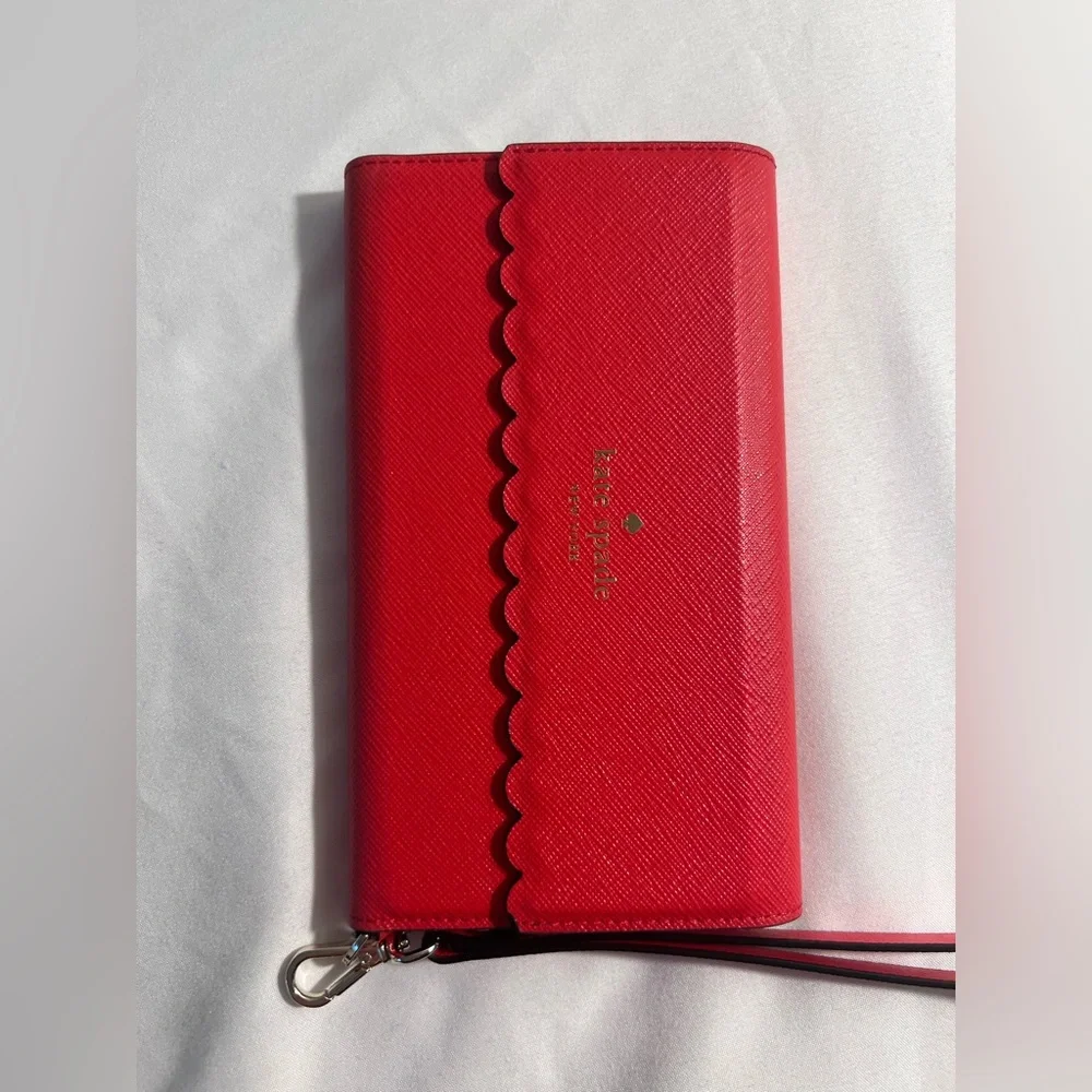 Red Kate Spade Case • iPhone 11